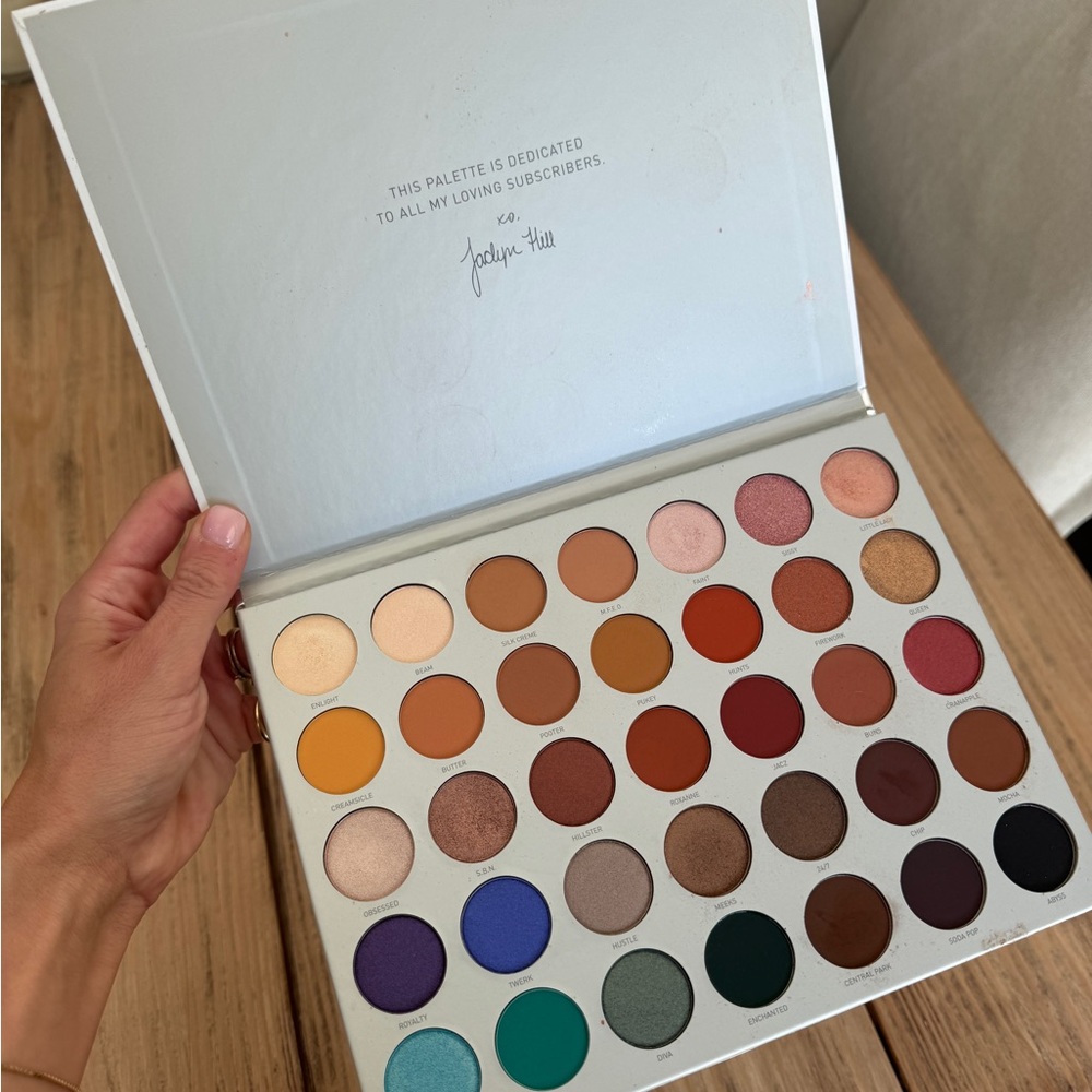 Jaclyn Hill Morphie Eyeshadow Palette